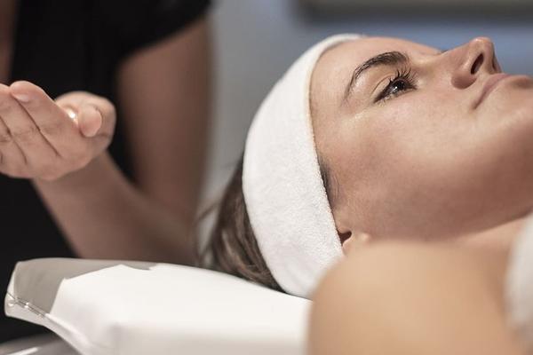 KRANIO-FAZIAL-MASSAGE KRANIO-FAZIAL-MASSAGE