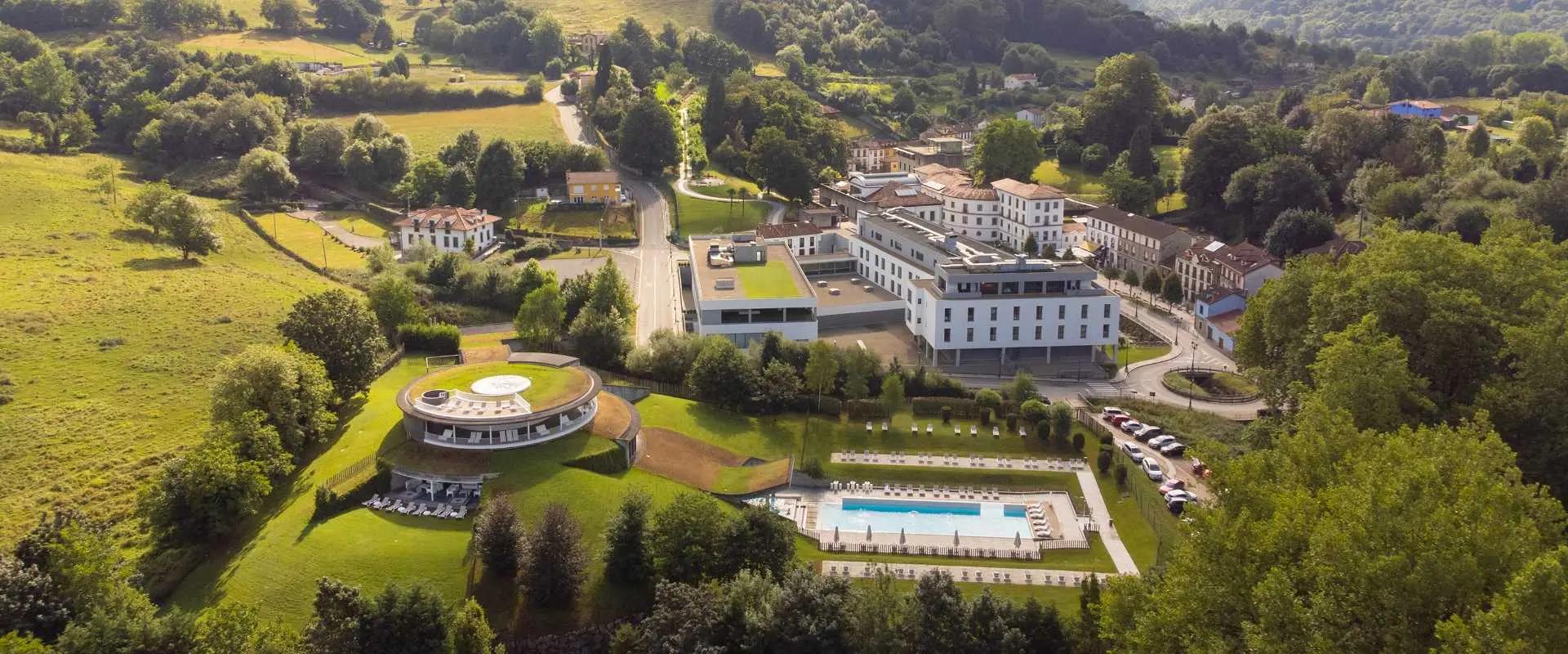 Il paradiso non è un luogo. È una sensazione. È qui Blau Gran Hotel Las Caldas Asturie Il paradiso non è un luogo. È una sensazione. È qui Blau Gran Hotel Las Caldas Asturie