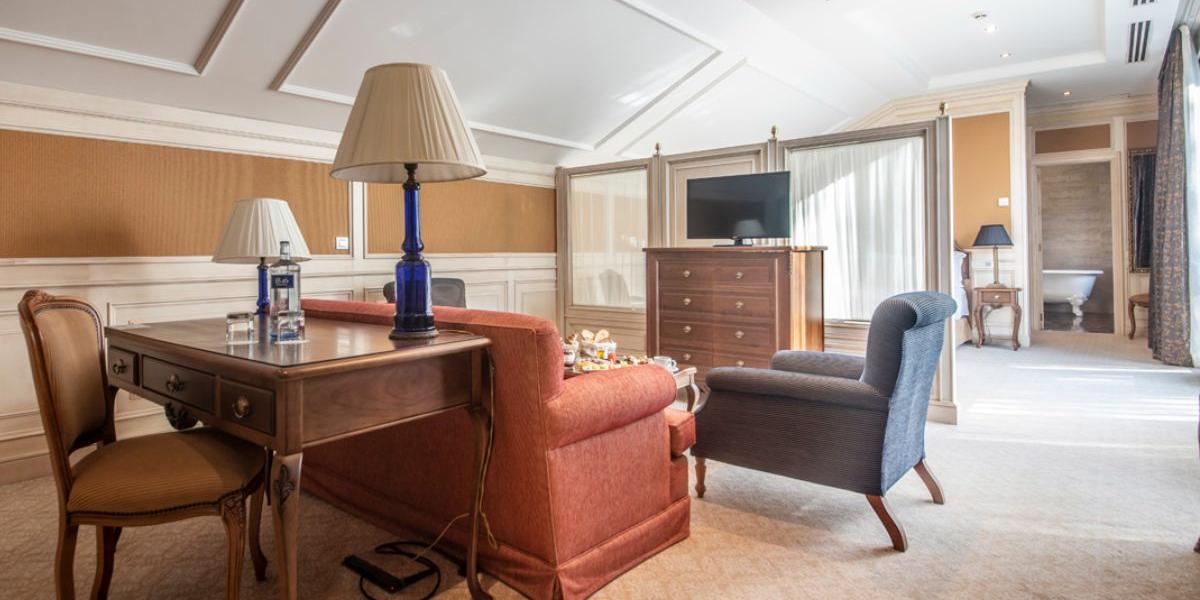 Deluxe suite Blau Gran Hotel Las Caldas Asturias Deluxe suite Blau Gran Hotel Las Caldas Asturias