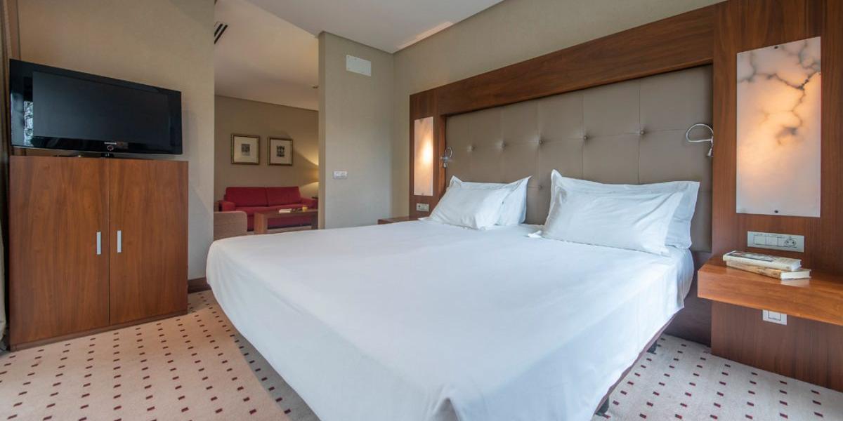Suite Blau Gran Hotel Las Caldas Asturies Suite Blau Gran Hotel Las Caldas Asturies