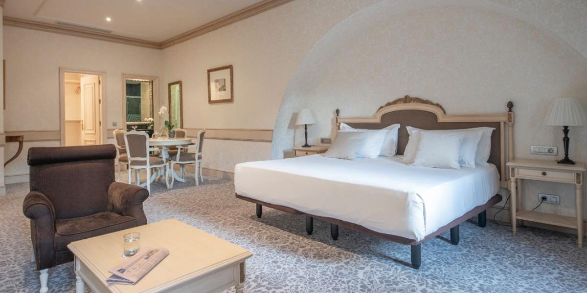 Suite Blau Gran Hotel Las Caldas Asturies Suite Blau Gran Hotel Las Caldas Asturies
