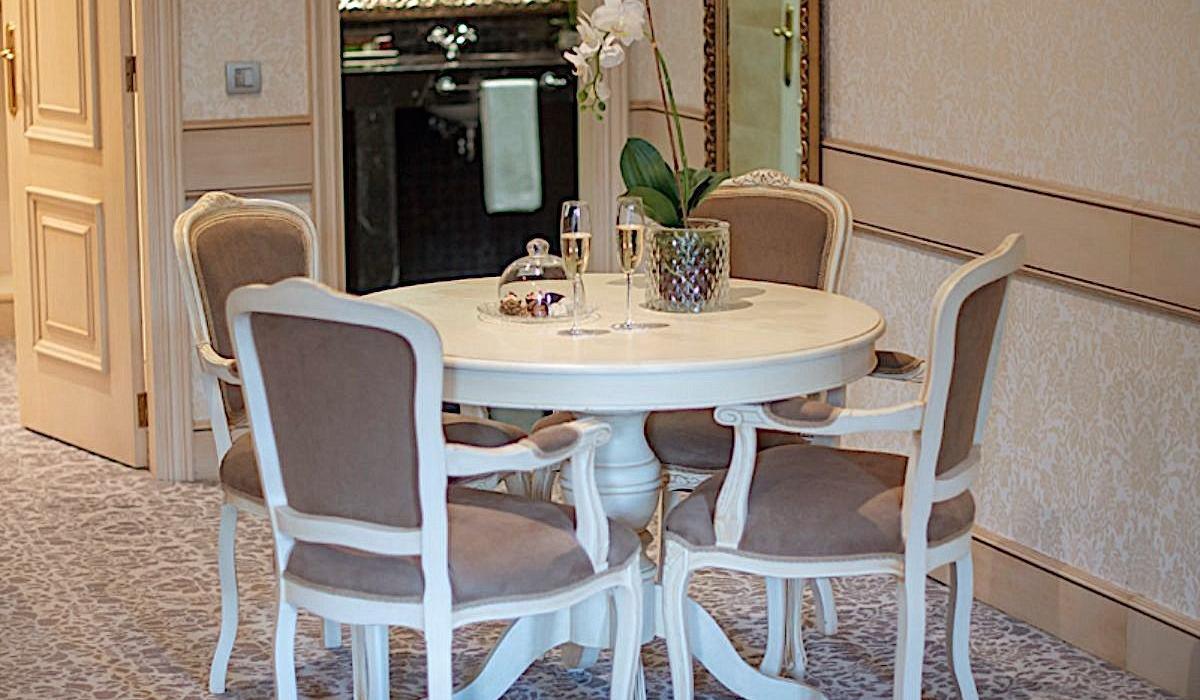 Suite Blau Gran Hotel Las Caldas Asturias Suite Blau Gran Hotel Las Caldas Asturias