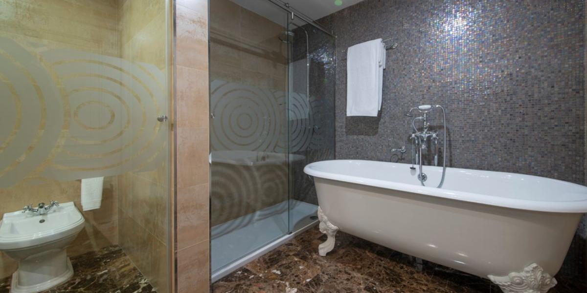Suite Blau Gran Hotel Las Caldas Asturies Suite Blau Gran Hotel Las Caldas Asturies