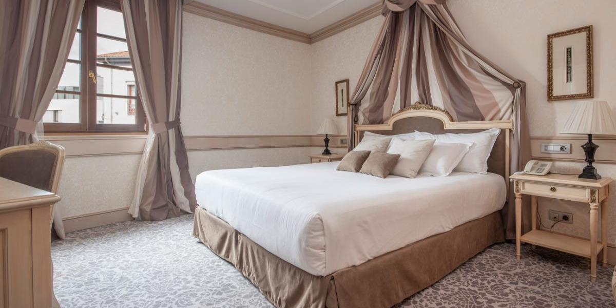 Junior suite Blau Gran Hotel Las Caldas Asturias Junior suite Blau Gran Hotel Las Caldas Asturias